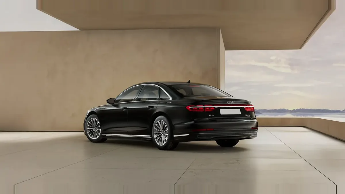 Audi A8 50 TDI 210kW (286CV) Quattro Tiptronic en renting en Málaga — Trasera