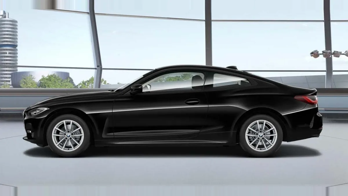 BMW Serie 4 420i Coupé en renting en Málaga — Delantera