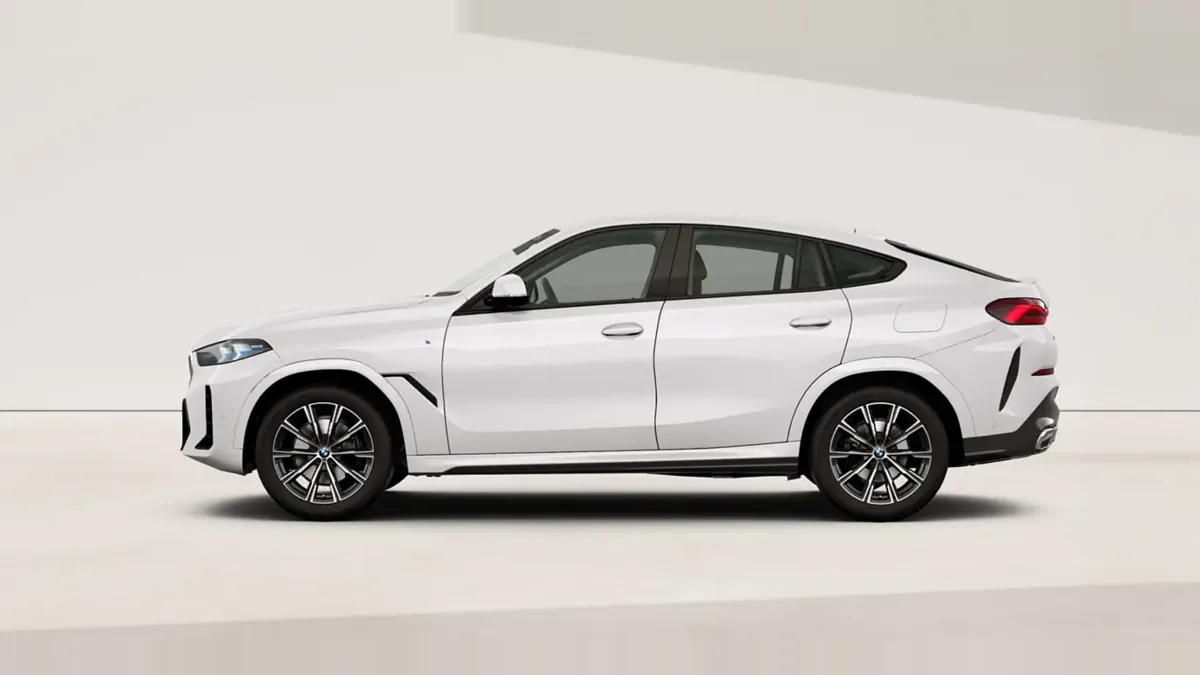 BMW X6 xDrive 40d M Sport en renting en Málaga — Lateral