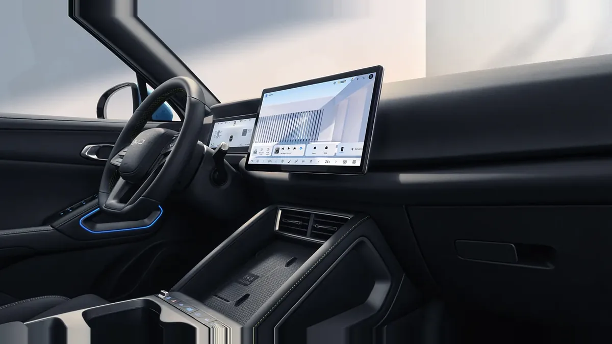 BYD ATTO 2 DM-i Active en renting en Málaga — vista 9