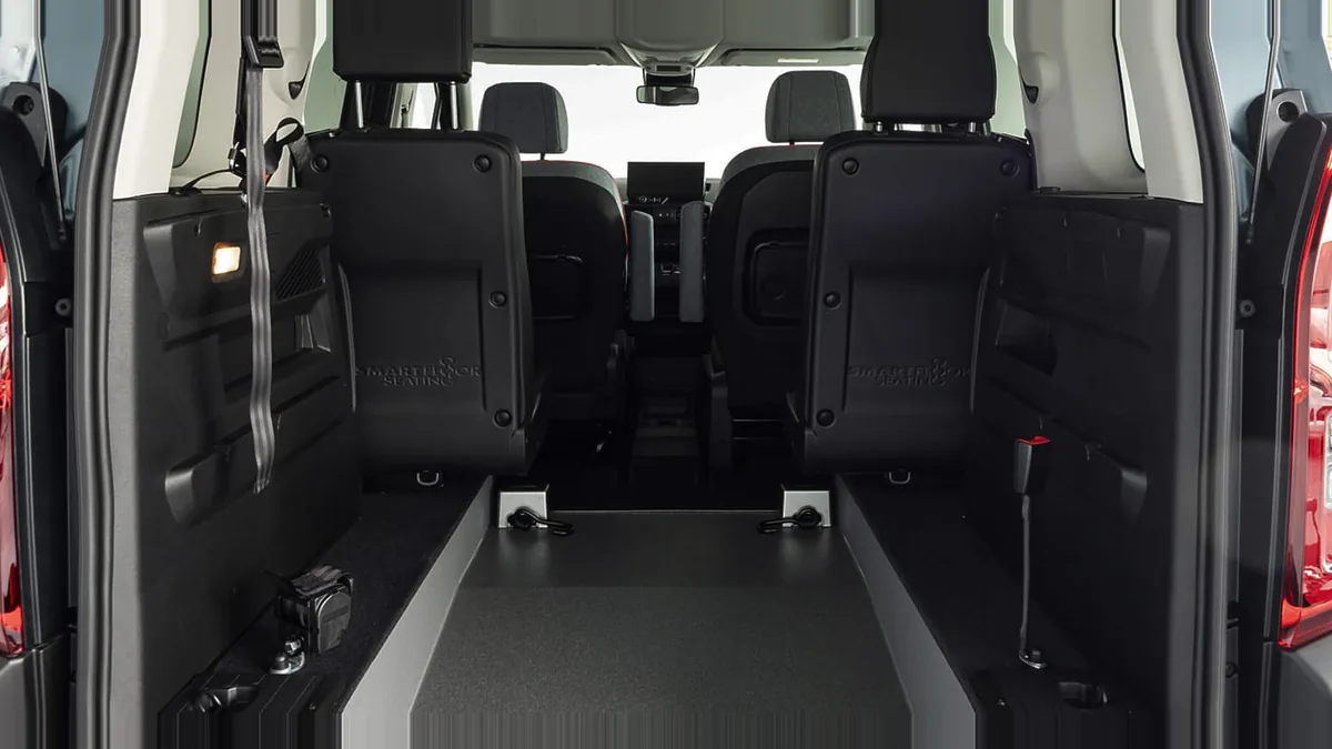 Citroën Berlingo Talla M BlueHDi 100 YOU L1 N1 Adaptado en renting en Málaga — Delantera