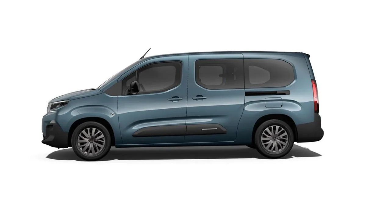 Citroën Berlingo Talla XL BlueHDi 100 YOU L2 N1 Adaptado en renting en Málaga — Interior