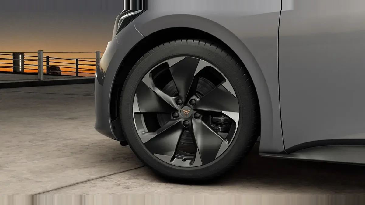 CUPRA Born e-Boost Pack Advanced Plus en renting en Málaga — vista 6