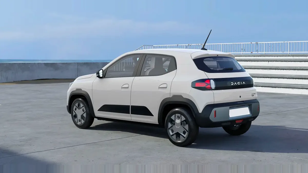 Dacia Spring Expression Electric 33kW (45CV) en renting en Málaga — Trasera