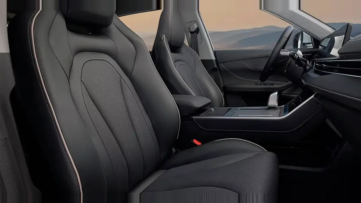 Ebro s400 1.5 DHE HEV Excellent CVT GRY en renting en Málaga — vista 6