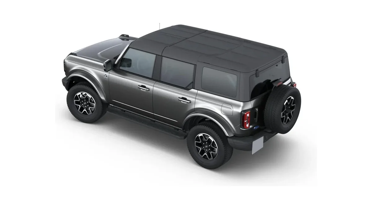 Ford Bronco Outer Banks 2.7 Ecoboost 335CV Automático 4x4 en renting en Málaga — Trasera