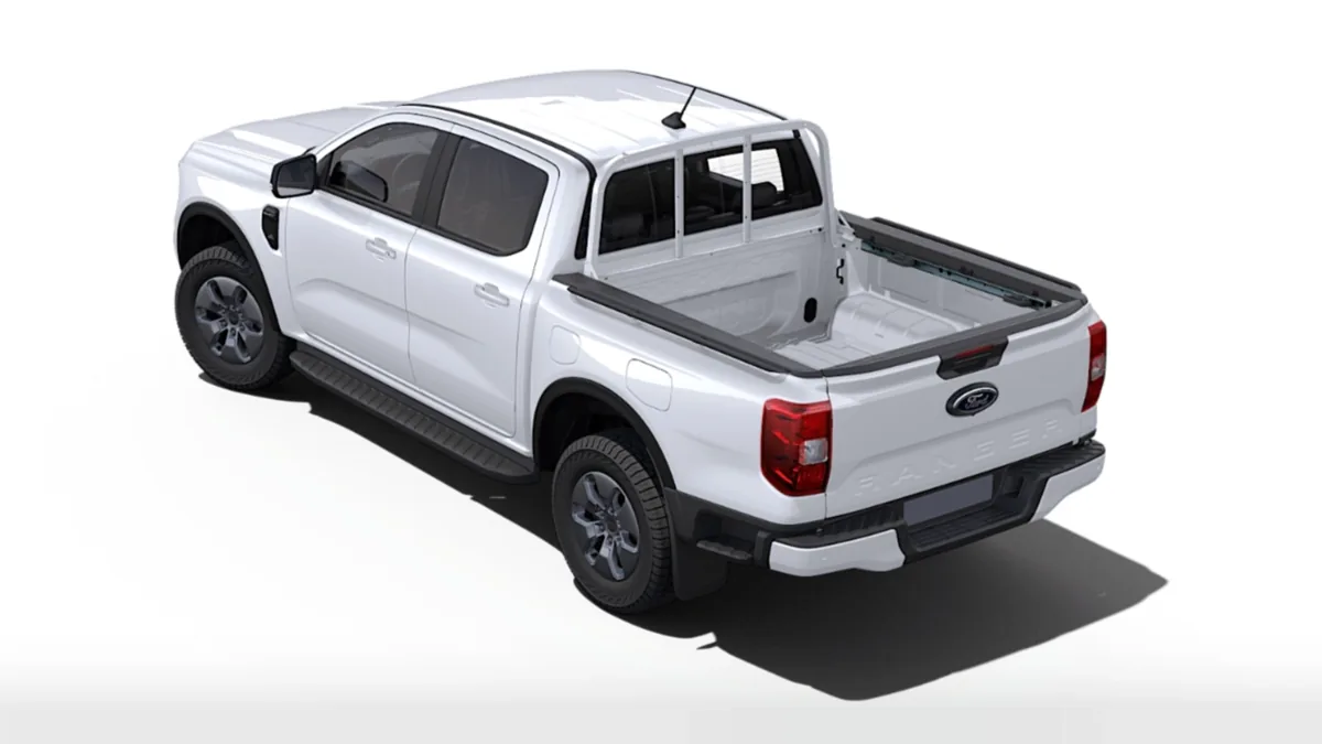 Ford Ranger XLT Doble Cabina 2.3 TVCT PHEV 280CV Automática II en renting en Málaga — Trasera
