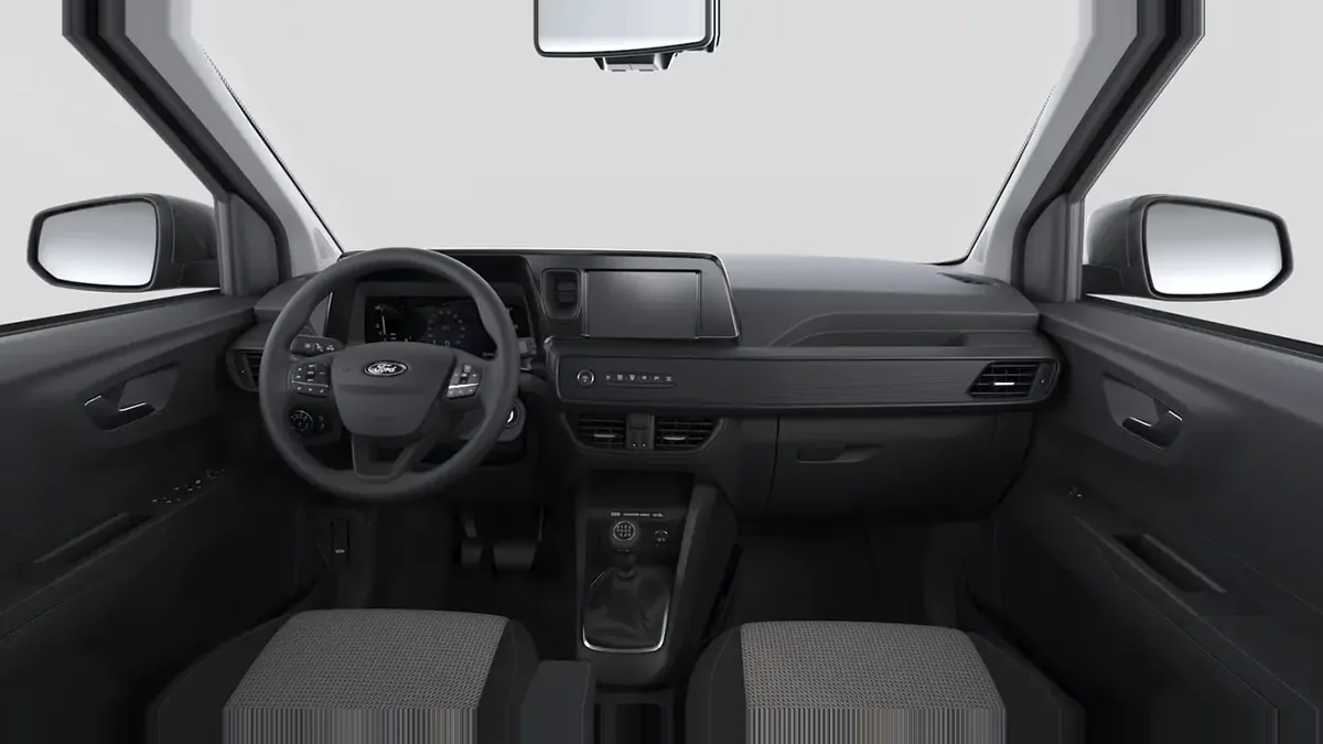 Ford Tourneo Courier Trend 1.0 Ecoboost 125CV M1 II en renting en Málaga — Delantera