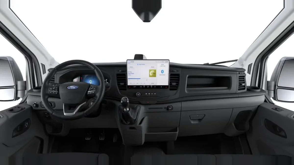 Ford TRANSIT 350 L3 Trend N1 EcoBlue 96kW FWD en renting en Málaga — Interior