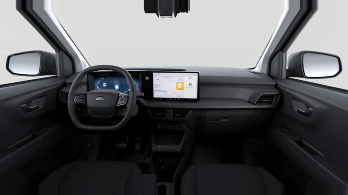 Ford Transit Courier Van Trend BEV 136cv Automática II en renting en Málaga — Delantera