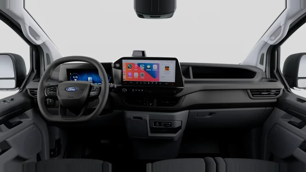Ford TRANSIT CUSTOM Van 2.5 Duratec PHEV 171kW 320 L1 Trend en renting en Málaga — Interior
