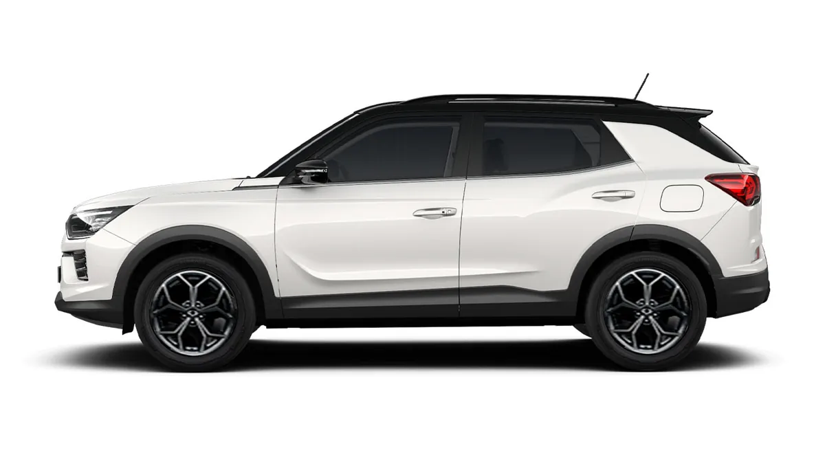 KGM Korando G15 Urban Plus 4x2 en renting en Málaga — Lateral