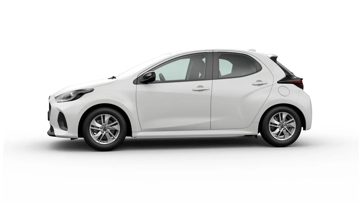 Mazda 2 Hybrid 1.5 85kW 116CV CVT Centre-Line en renting en Málaga — Lateral