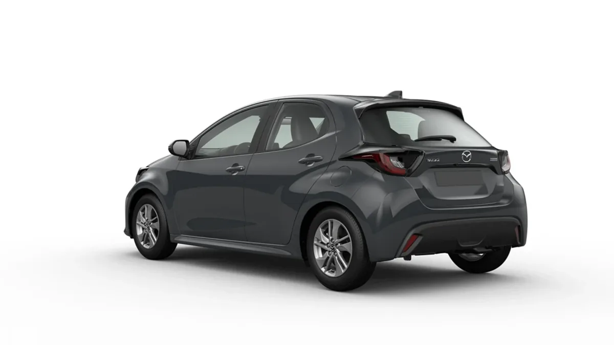 Mazda 2 Hybrid 1.5 85kW 116CV CVT Centre-Line GRY en renting en Málaga — Trasera