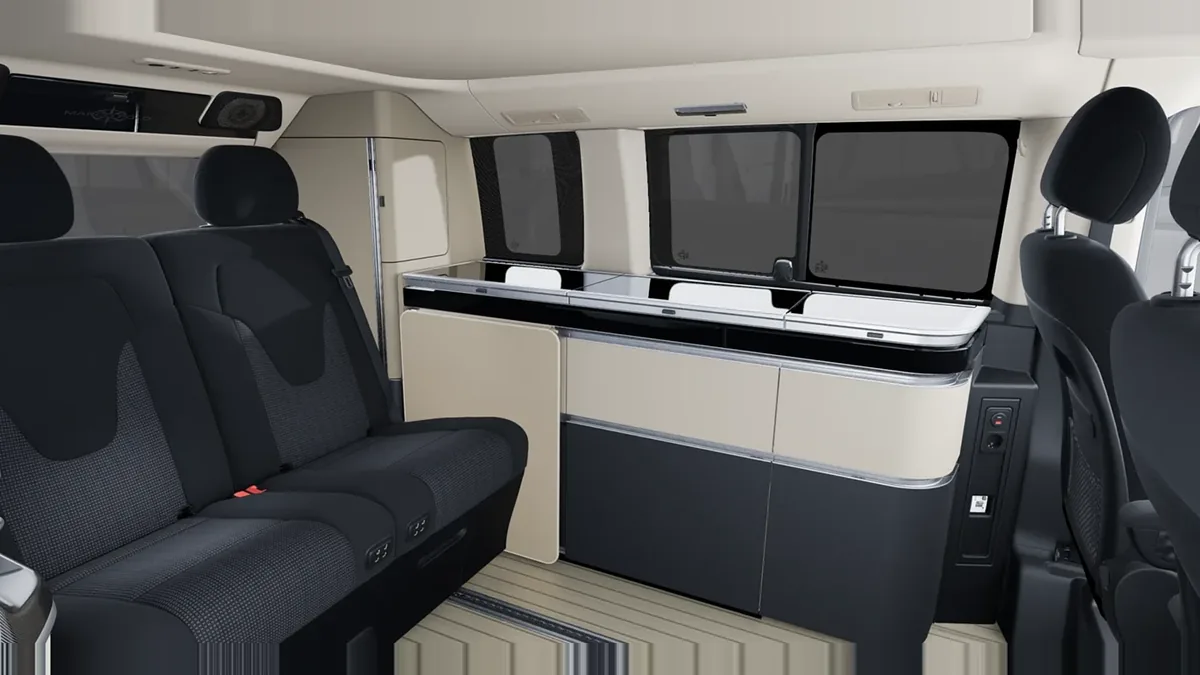 Mercedes-Benz Clase V Marco Polo 300d en renting en Málaga — vista 6