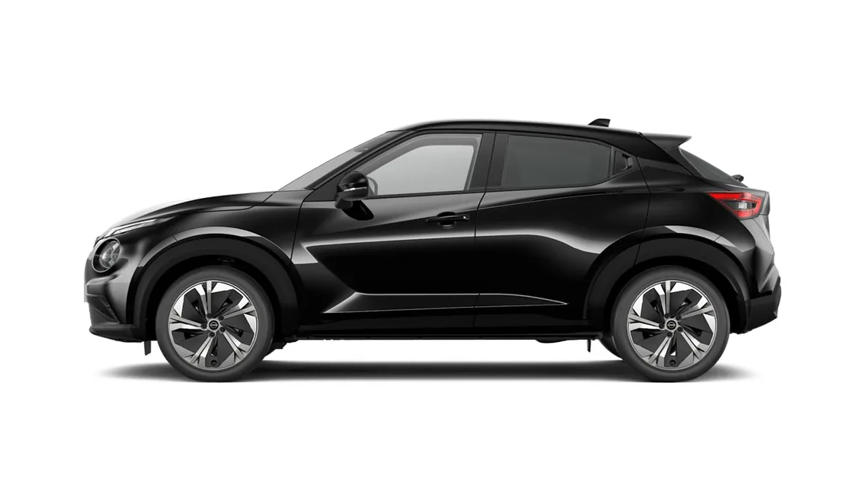 Nissan JUKE HYBRID N-CONNECTA 145CV AUT. en renting en Málaga — Trasera