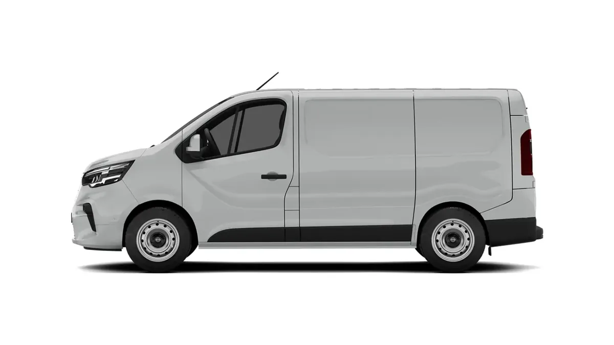 Nissan Primastar Furgón 2.0 DCI S&S L1H1 Acenta 110CV (MERCANCÍAS PROPIAS) en renting en Málaga — Lateral