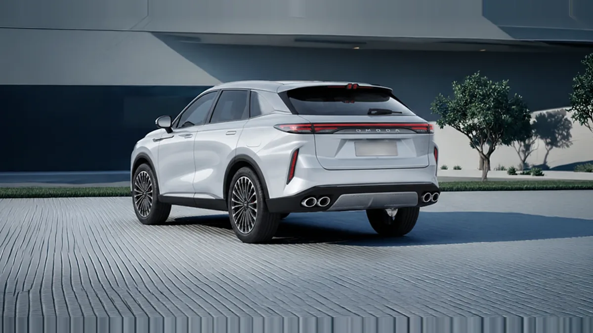 Omoda 9 SHS Premium 1.5 TGDI 3DHT 395kW (537CV) AWD en renting en Málaga — Trasera
