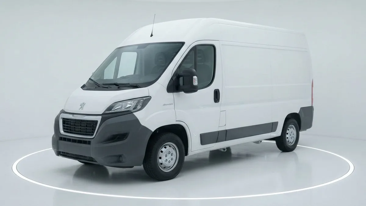Peugeot Boxer 3.3 L2H2 BHDI 103kW en renting en Málaga