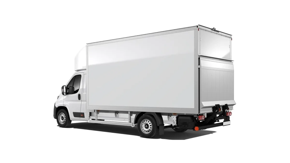Peugeot Boxer Caja Paquetera Portón L3 3.5T Max BlueHDi 180 S&S 6vel en renting en Málaga — Trasera