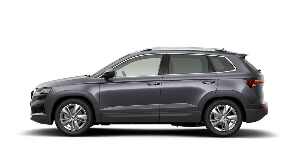Škoda Karoq Selection 2.0 TDI 150cv 4x4 DSG en renting en Málaga — Trasera