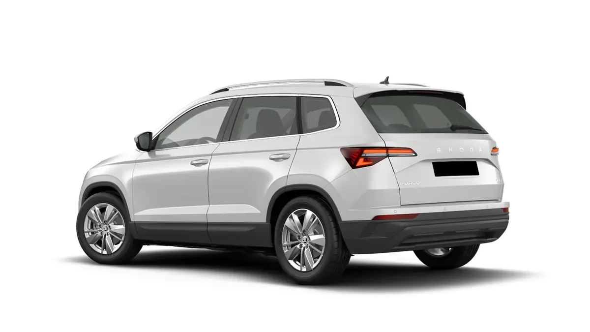 Škoda Karoq Selection 2.0 TDI 150cv 4x4 DSG en renting en Málaga — Delantera