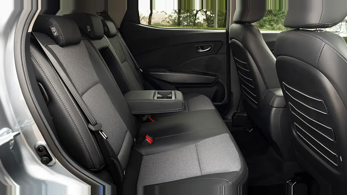 KGM Tívoli G15 Urban Plus 4x2 en renting en Málaga — vista 11