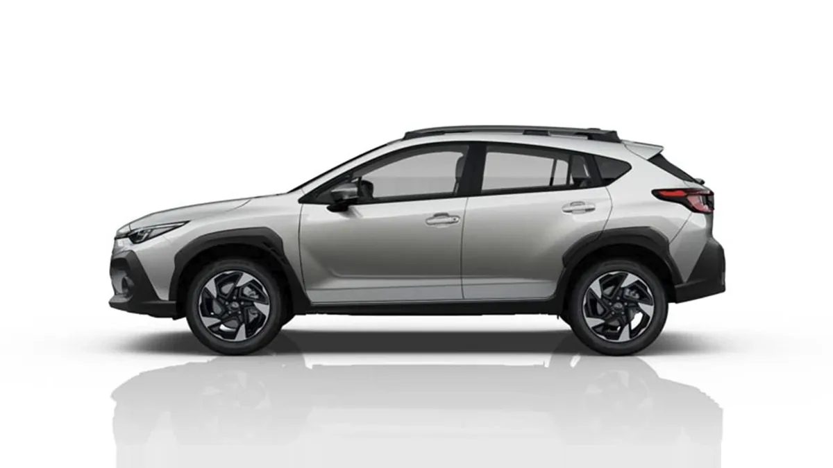 Subaru Crosstrek 2.0i Hybrid Field CVT en renting en Málaga — Delantera